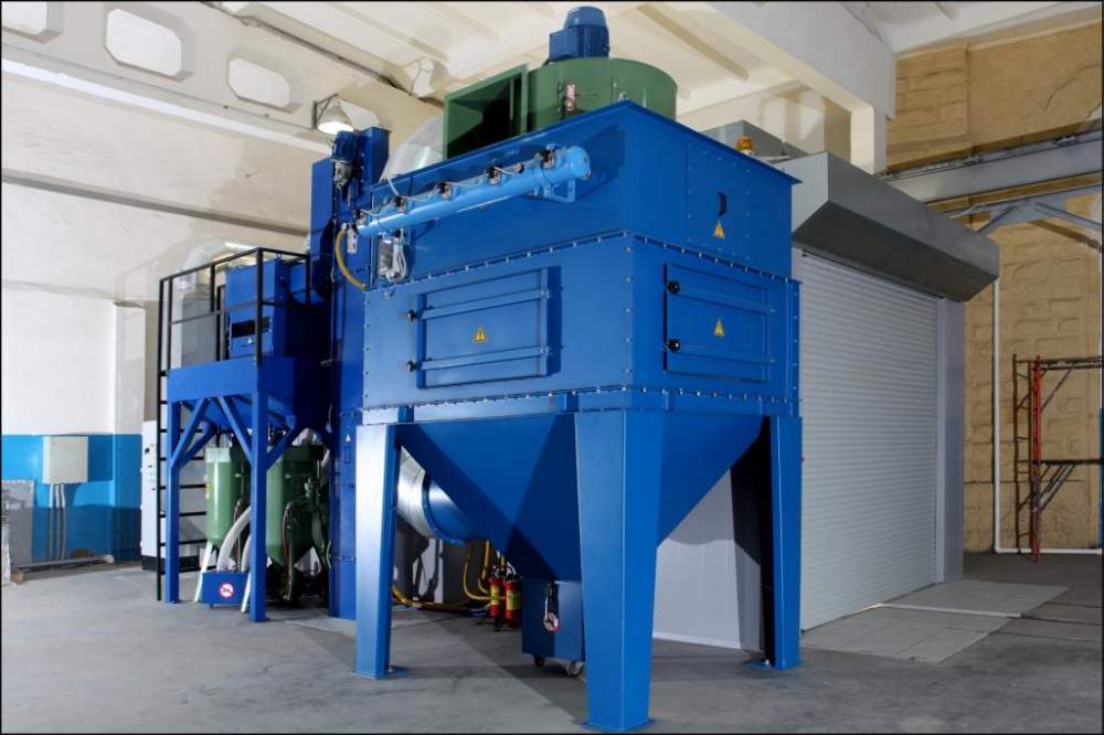 обитаемая камера дробеструйной очистки. дробеструйной очистки. пескоструйная зачистка рвс. оборудование для дробеструйной очистки металла. дробеструйная очистка поверхность.